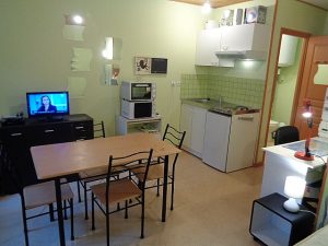 Studio meublé avec garage et parking