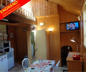 Duplex meublé Arras, 2 TV, lit double. www.engrand-immobilier.fr
